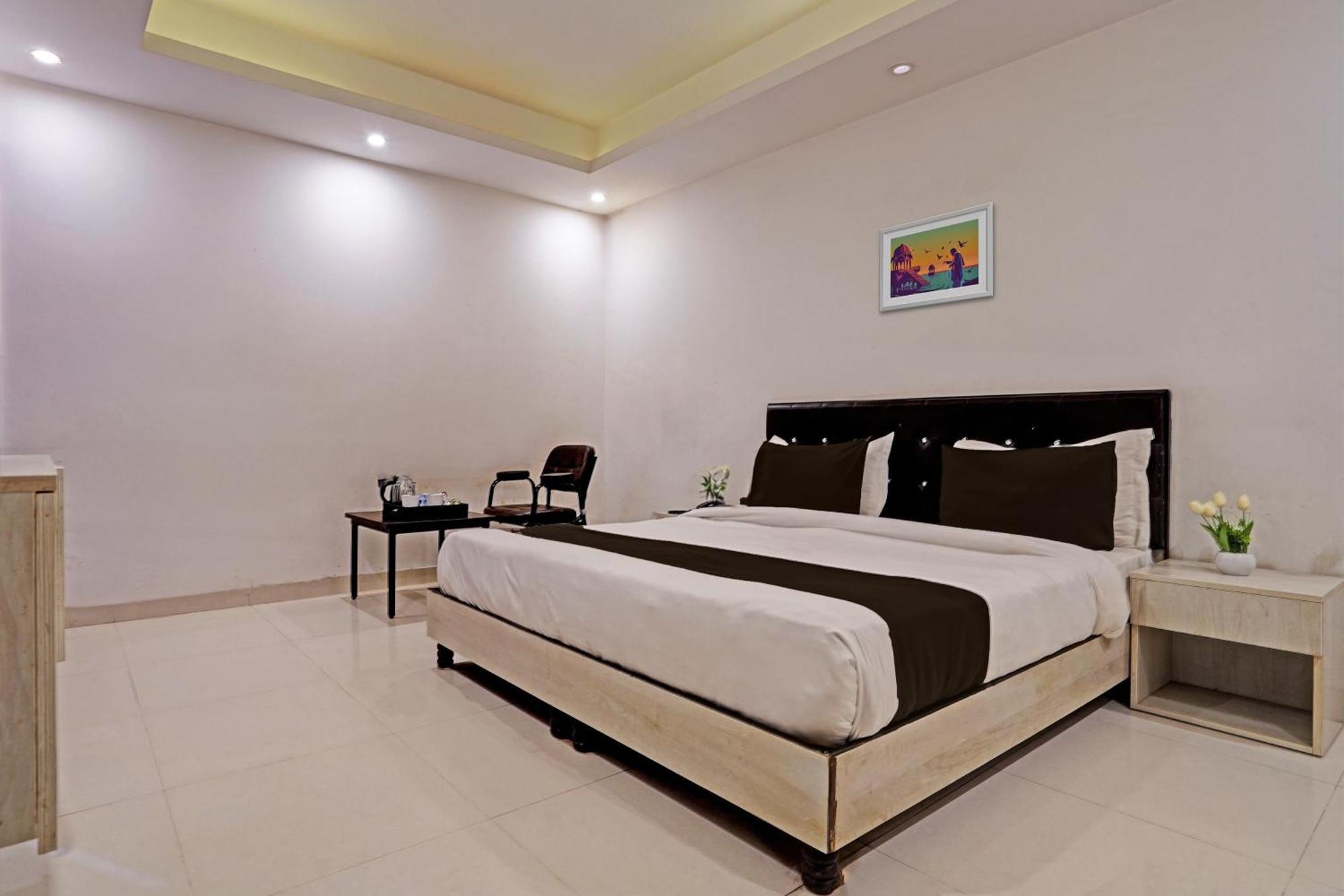 Hotel O Babil Palace Near Omaxe Celebration Mall Gurgaon Exterior photo